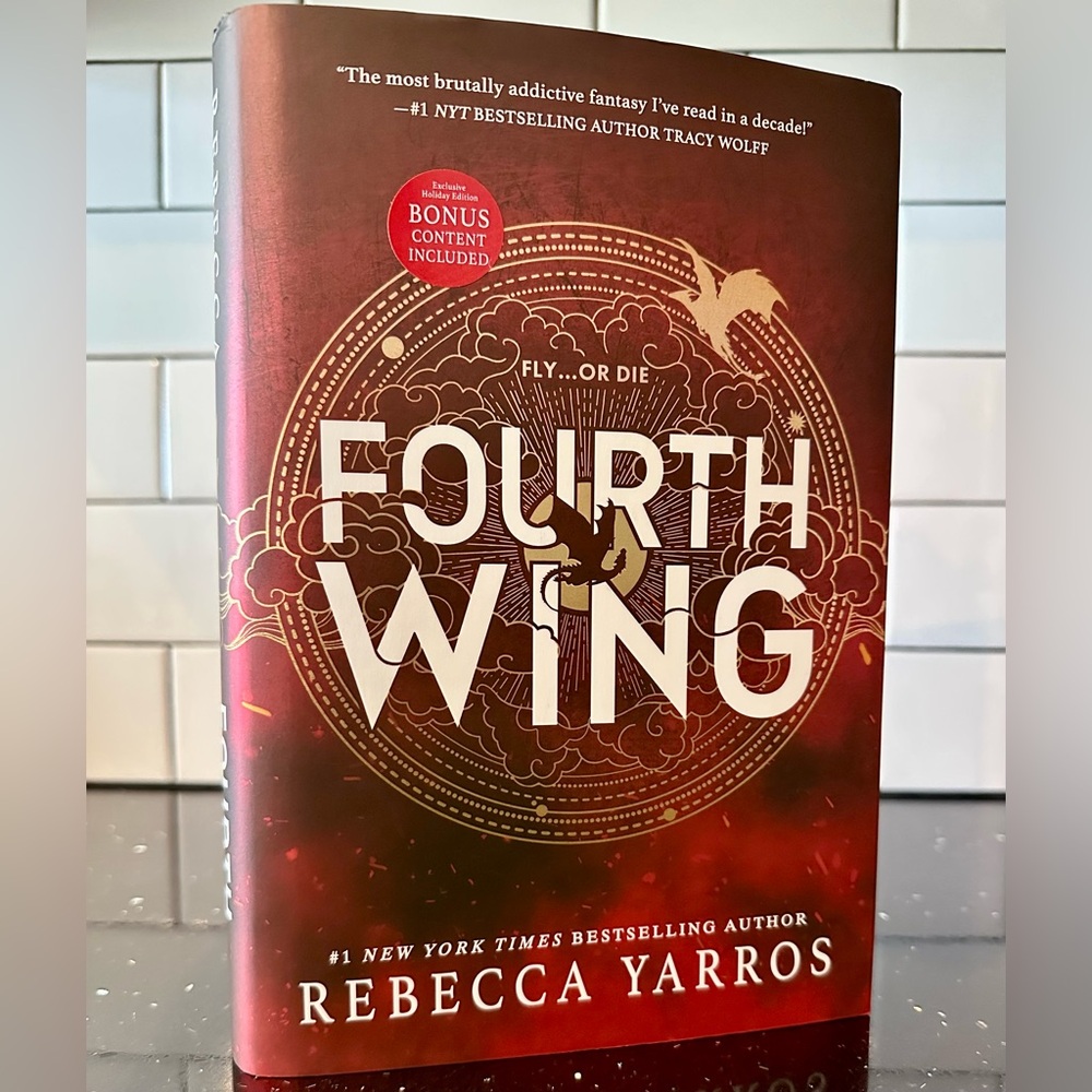 Fourth Wing (Exclusive Holiday Edition) by Rebecca Yarros